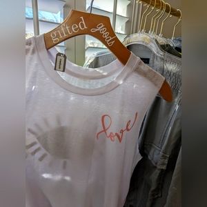 Love 🧿 - Love Muscle Tank